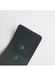 Черные кожаные наручники с красной строчкой - Crazy Handmade - купить с доставкой в Димитровграде