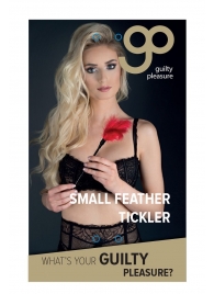 Пластиковая метелочка с красными пёрышками Small Feather Tickler - 32 см. - Blush Novelties - купить с доставкой в Димитровграде