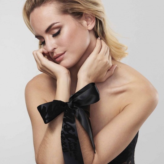 Черные ленты для связывания SILKY SENSUAL HANDCUFFS - Bijoux Indiscrets - купить с доставкой в Димитровграде