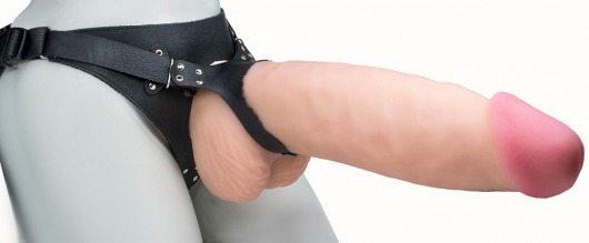 Телесный реалистичный фаллоимитатор на черных трусиках Real Big Strap-On - 34,5 см. - LOVETOY (А-Полимер) - купить с доставкой в Димитровграде